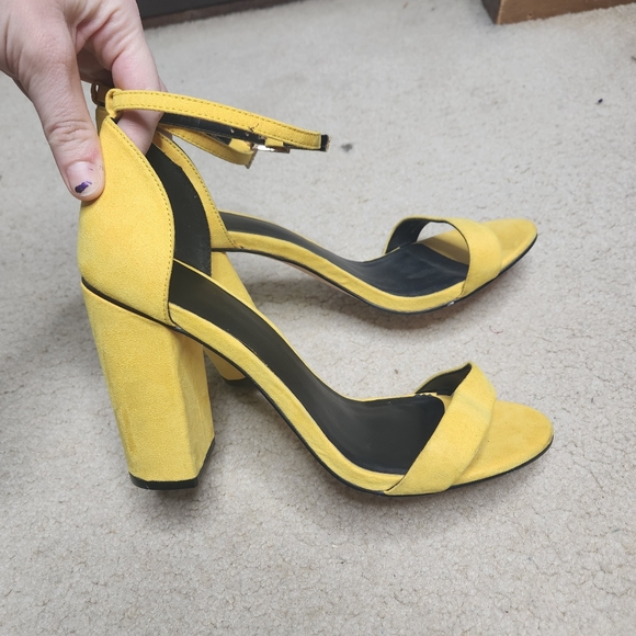 ASOS Block Sandal Ankle Strap Heel Yellow Size 7 - Picture 6 of 7